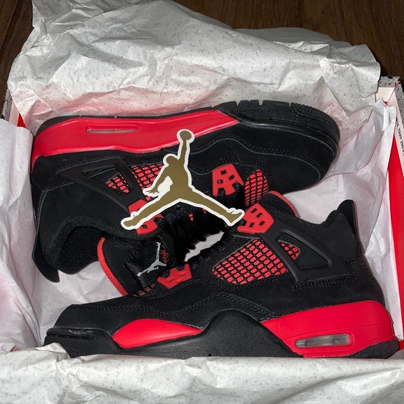 Red Thunder Jordan 4 GS - Picture 1 of 7